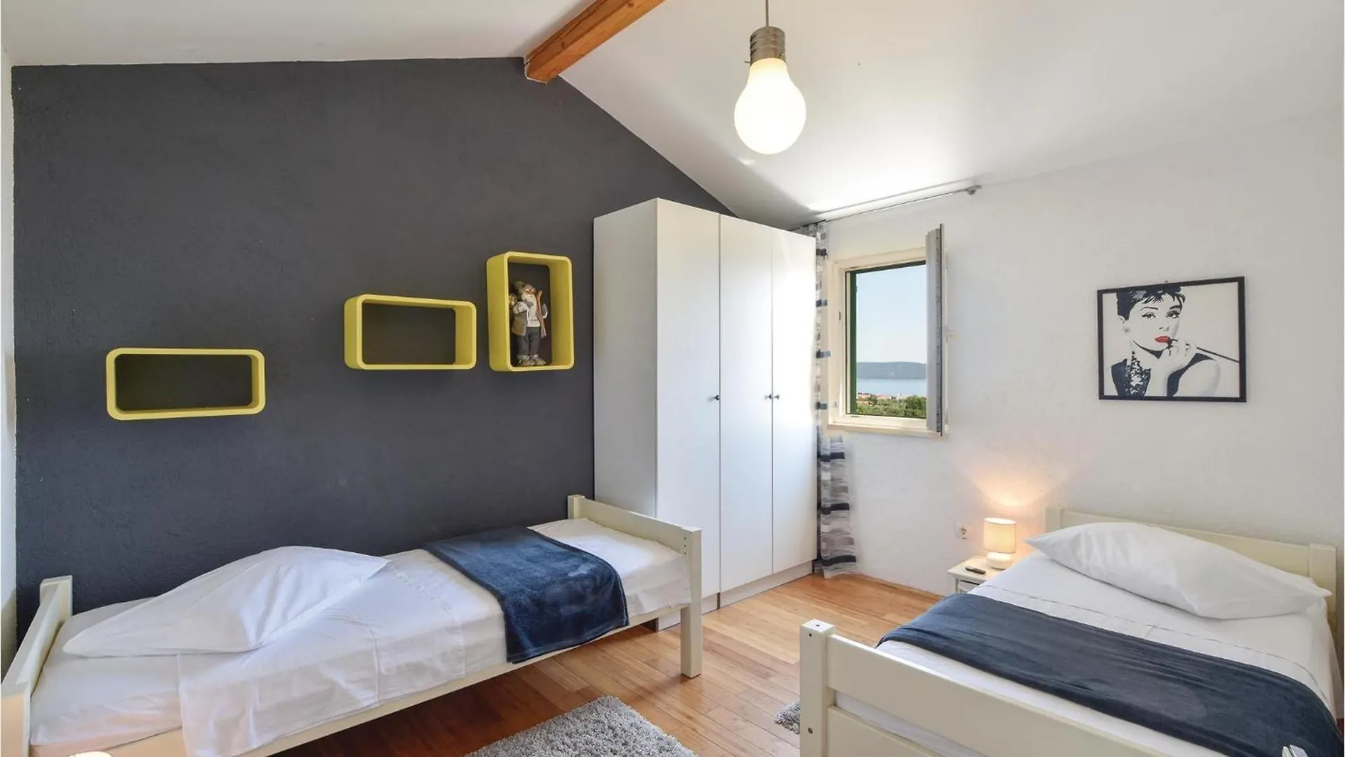 Beautiful Apartment In Kastel Luksic With Wifi Kastela Croatia