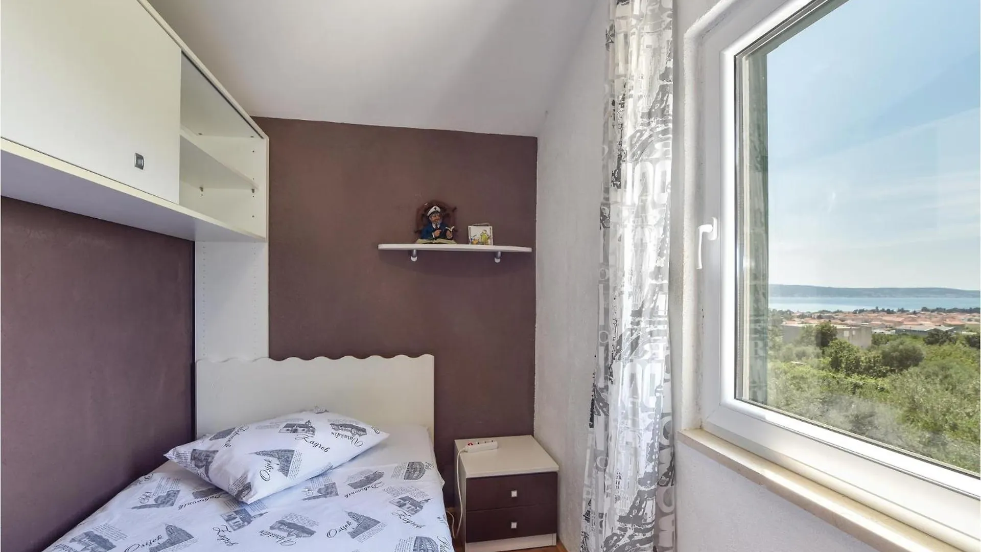 Beautiful Apartment In Kastel Luksic With Wifi Kastela Croatia