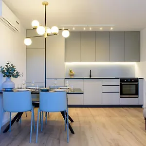 Stiva - New With Free Parking, 150m From The Apartment