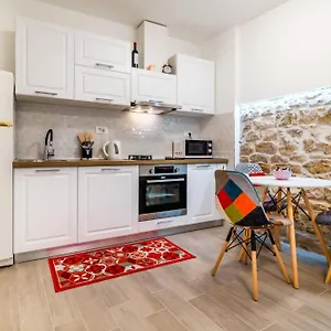 Mirela Kastel Stafilic Apartment